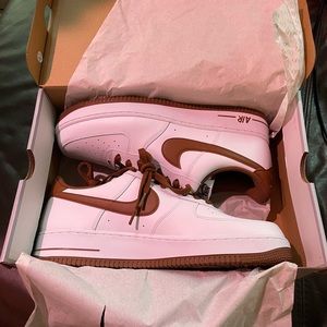 NIB Nike Air Force One in Pecan